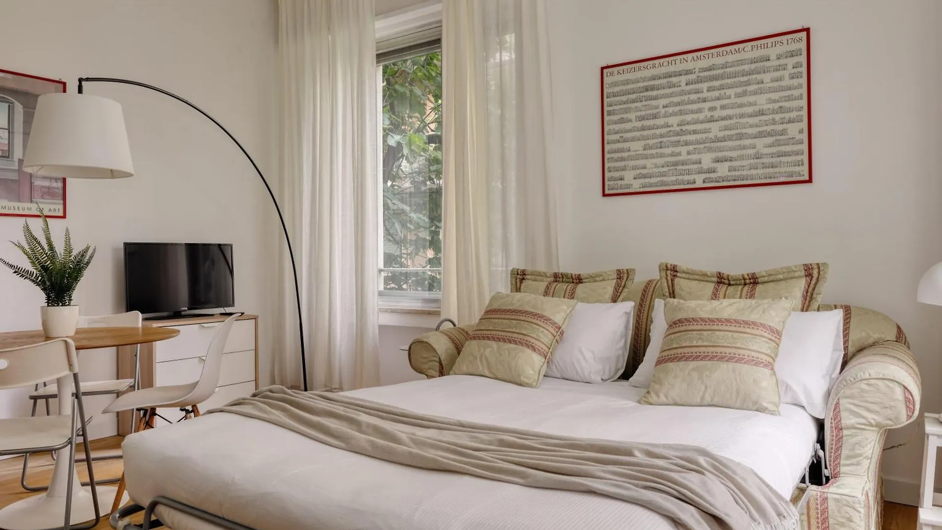 Apartment Joivy Stylish Studio Near Pinacoteca Brera Milan
